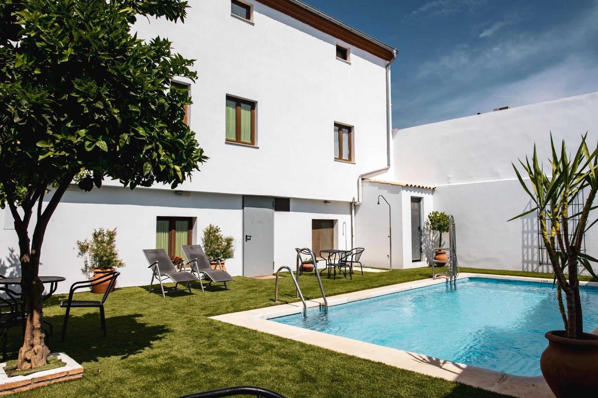 Hostal Aznaitin Baeza Exterior photo